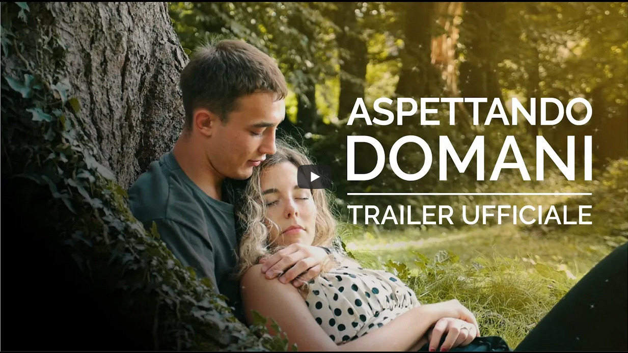 Screenshot_2020-11-04_Trailer_film_Aspettando_domani_-_Progetto_regionale_Davanti_le_quinte.jpg
